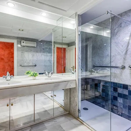 Hanami Alcazaba Duplex Sea View אסטפונה