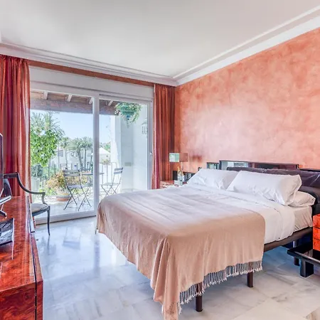 Апартаменты Hanami Alcazaba Duplex Sea View