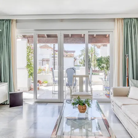 Hanami Alcazaba Duplex Sea View Апартаменты *