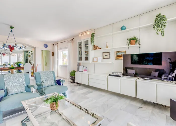 Hanami Alcazaba Duplex Sea View Estepona